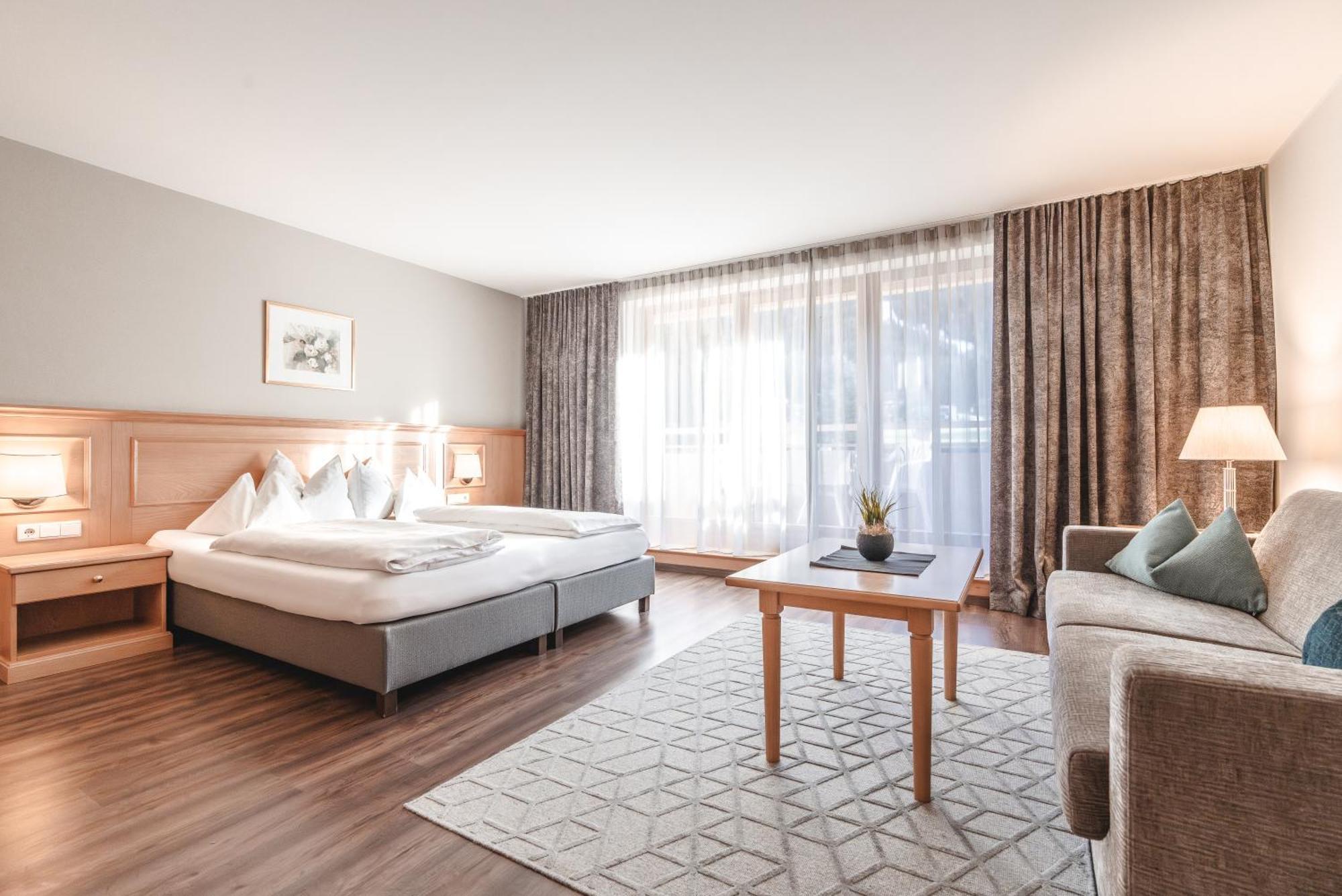 Hotel Reischach Бруніко Екстер'єр фото