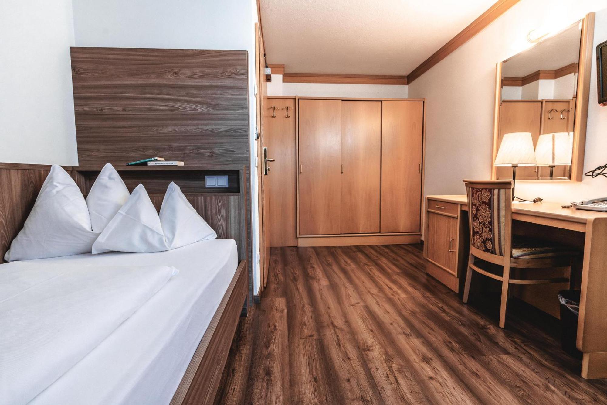 Hotel Reischach Бруніко Екстер'єр фото