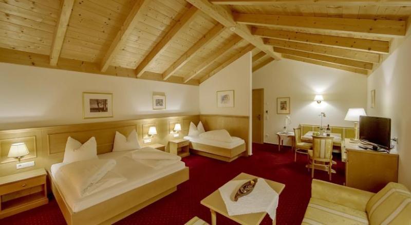 Hotel Reischach Бруніко Екстер'єр фото