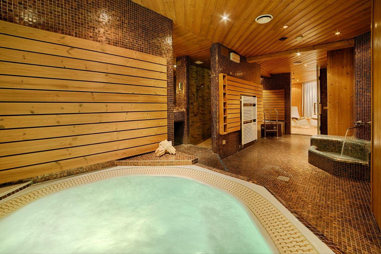 Hotel Reischach Бруніко Екстер'єр фото